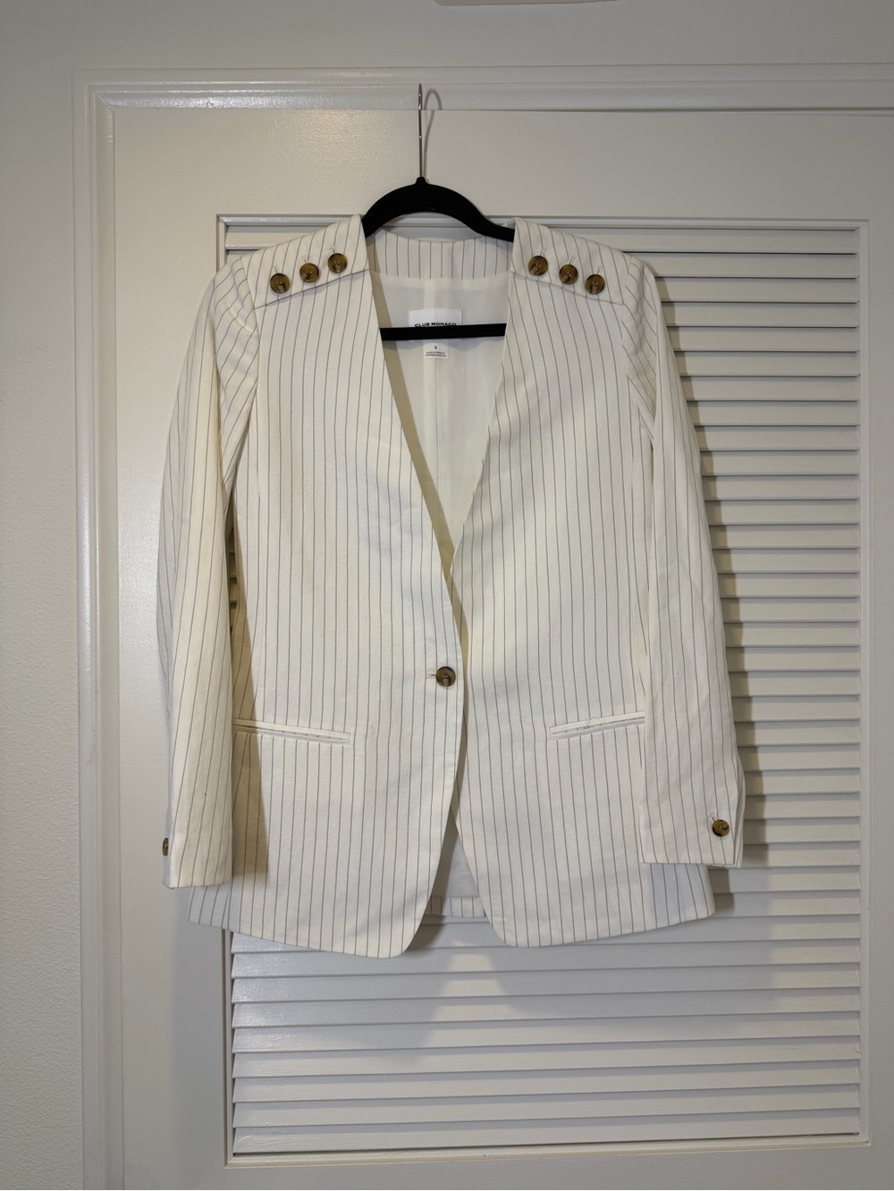 [Brand New] Club Monaco Cream Pinstripe Blazer with Gold Buttons
